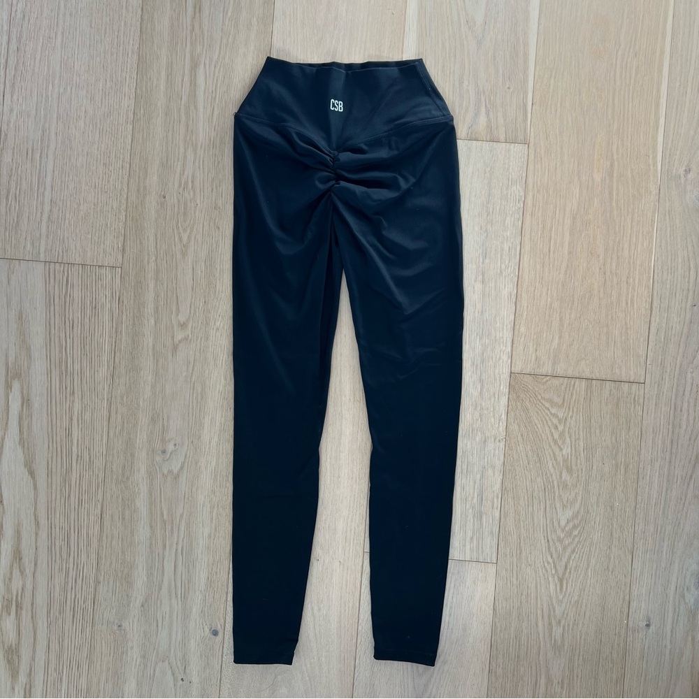 SOLD Freedom Scrunch Leggings S Black